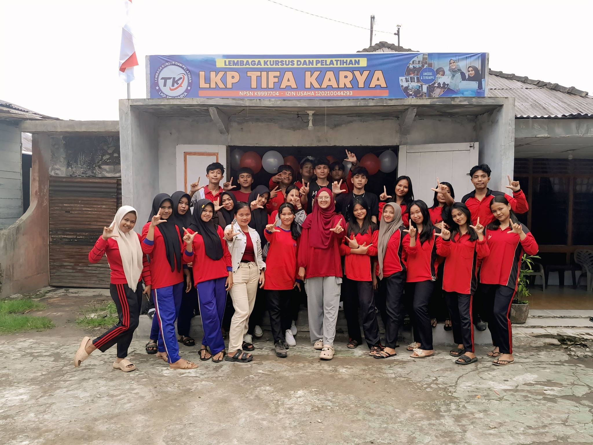 Alumni Sukses